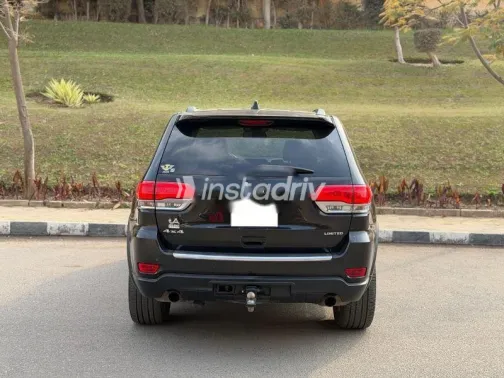 جيب جراند شيروكي 2016 بيج مستعملة للبيع - 2