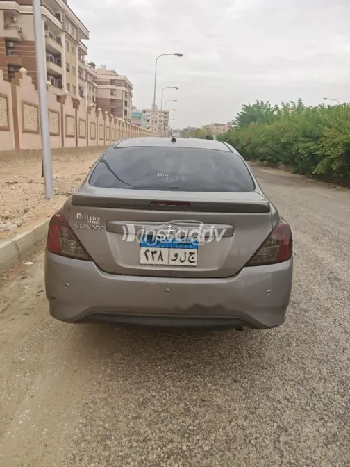 نيسان صنى 2021 أبيض مستعملة للبيع - 7