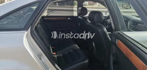 اودي A6 2003 فضي مستعملة للبيع - 9