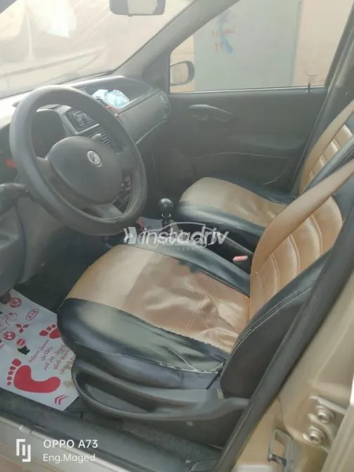 فيات بونتو 2008 برونزي مستعملة للبيع - 2