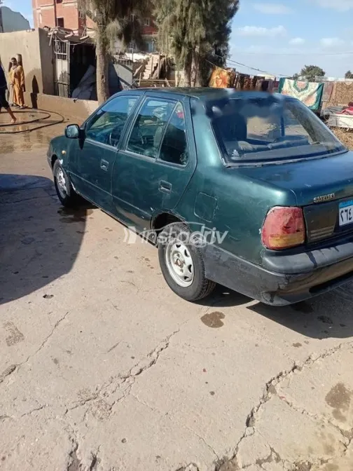 Suzuki Swift 1995 Dark Green Used for Sale - 1