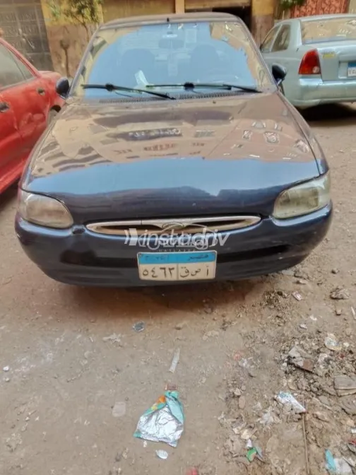 فورد اسكورت 1998 أزرق غامق مستعملة للبيع - 1