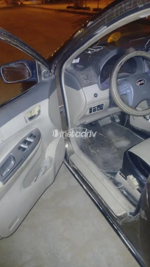 بى واى دى‬ L3 2017 أبيض مستعملة للبيع - 4