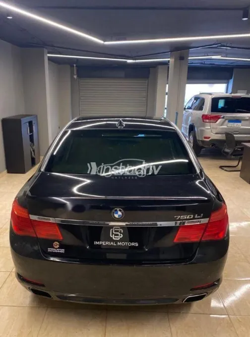 بي ام دبليو 750 2012 أسود مستعملة للبيع - 2