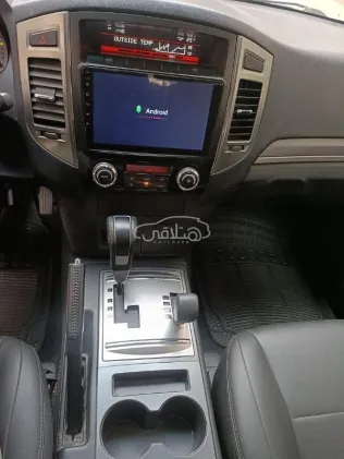 الفاروميو ستلفيو 2021 أبيض مستعملة للبيع