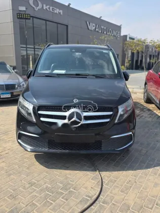 Mercedes V 250 2021 Black Used for Sale