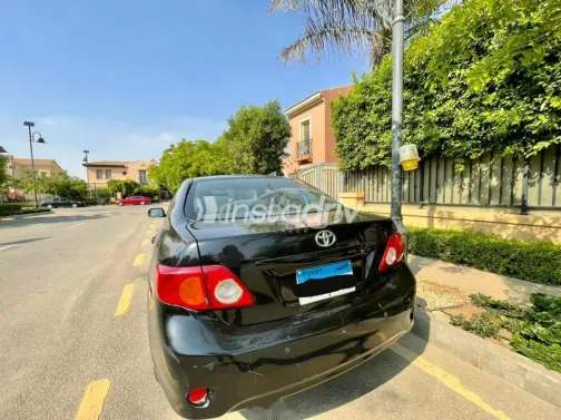 تويوتا كورولا 2009 أسود مستعملة للبيع - 2