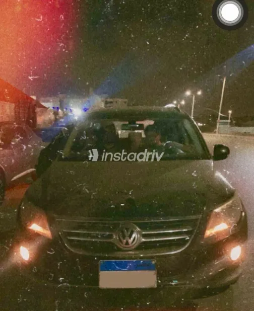 فولكس فاغن تيجون 2010 أبيض مستعملة للبيع - 1