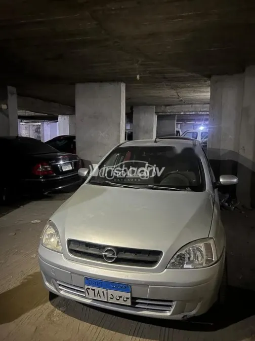 اوبل كورسا 2004 فضي مستعملة للبيع - 4