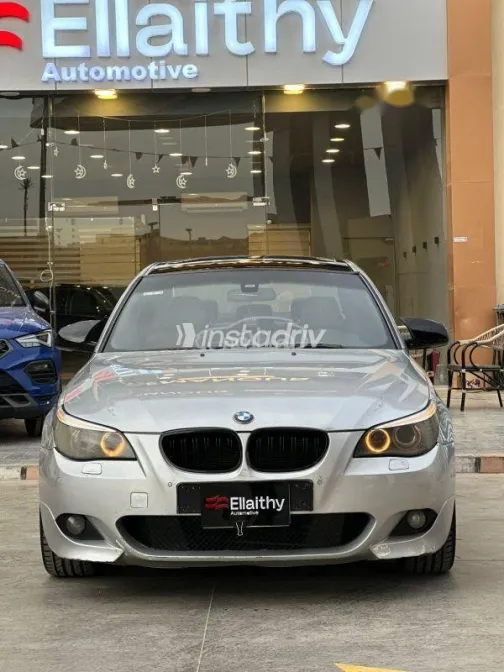 بي ام دبليو 525 2008 فضي مستعملة للبيع - 1