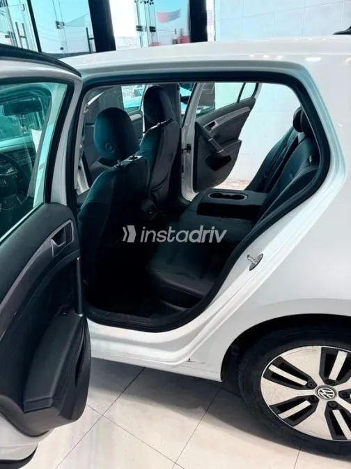 فولكس فاغن جولف 6 2015 أبيض مستعملة للبيع - 6