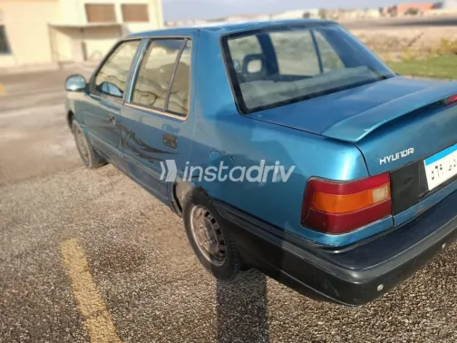 هيونداي اكسيل 1998 أزرق مستعملة للبيع - 1