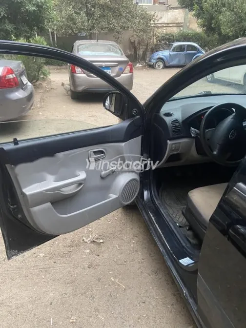 كيا بيكانتو 2008 أسود مستعملة للبيع - 5