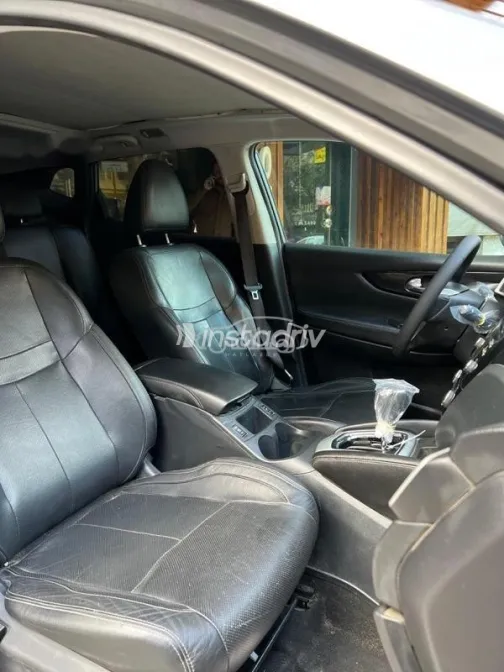 Nissan Qashqai 2019 Silver Used for Sale - 6