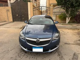 اوبل أنسيجنيا 2016 أزرق مستعملة للبيع