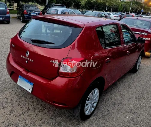 رينو سانديرو 2016 أحمر غامق مستعملة للبيع - 4