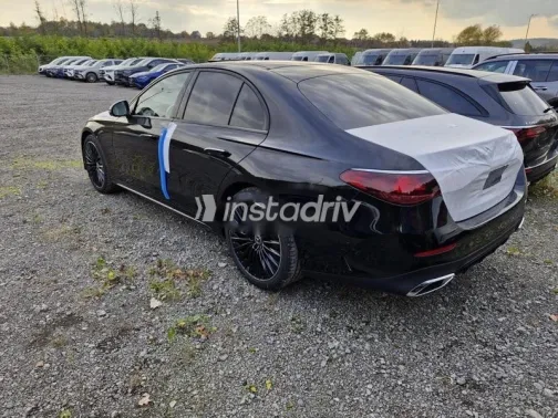 مرسيدس E 200 2025 أسود مستعملة للبيع - 1