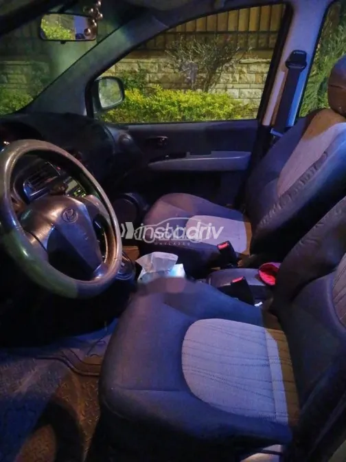 هيونداي ماتريكس 2009 فضي مستعملة للبيع - 4