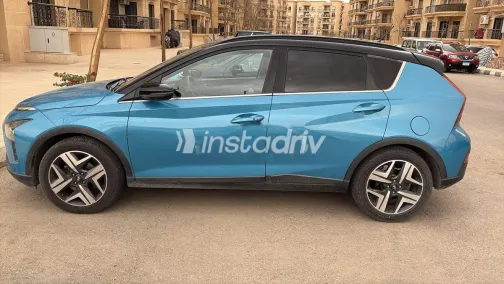 هيونداي بايون 2022 أبيض مستعملة للبيع - 4