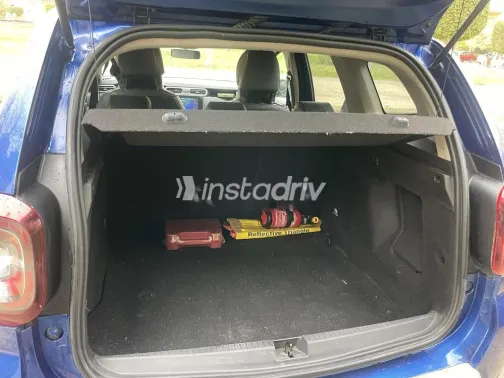 رينو داستر 2023 أبيض مستعملة للبيع - 5