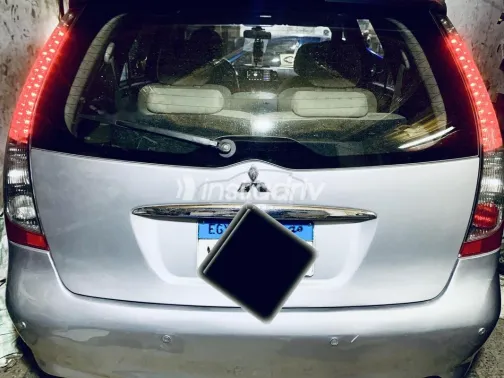 Mitsubishi Grandis 2006 Silver Used for Sale - 3