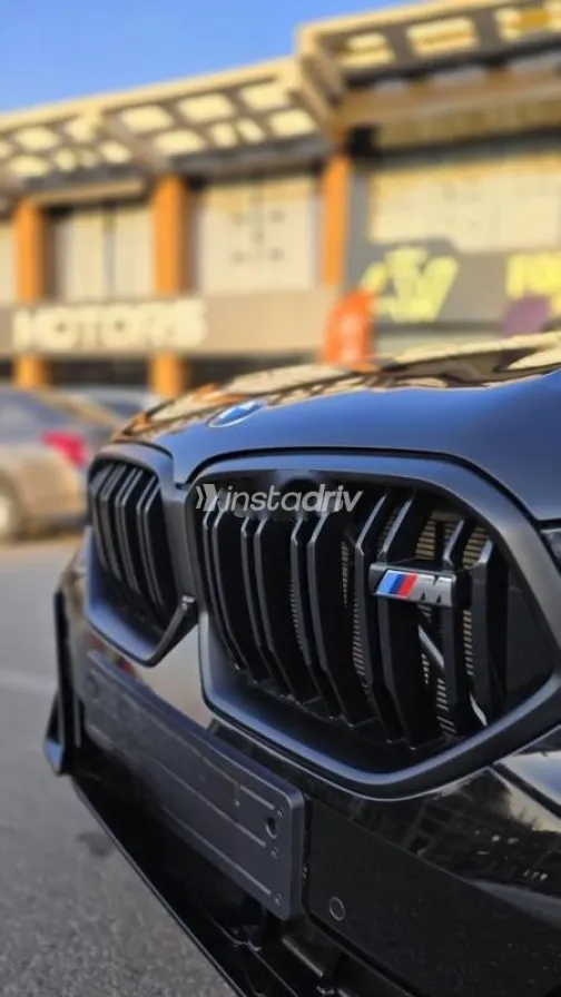 بي ام دبليو X6 2025 أزرق غامق مستعملة للبيع - 4