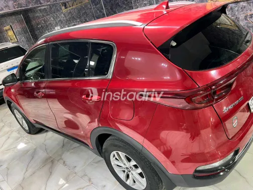 كيا سبورتاج 2022 أبيض مستعملة للبيع - 4