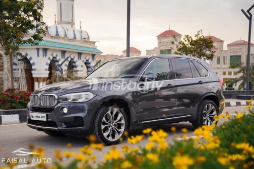 BMW X5 2016 Gray Used for Sale - 2