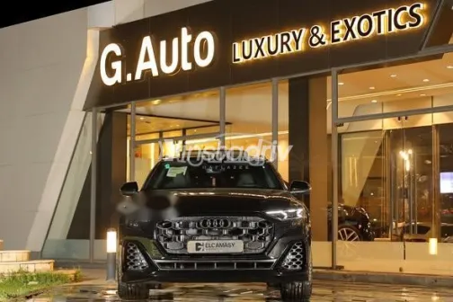 اودي Q8 2025 أسود مستعملة للبيع - 2