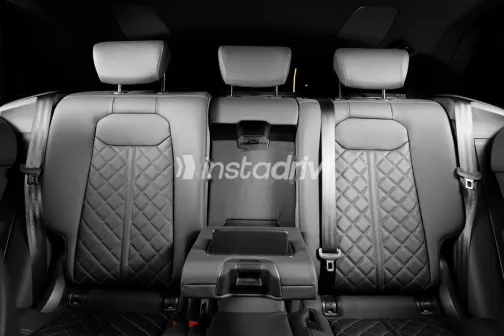 اودي Q8 2025 أسود مستعملة للبيع - 9