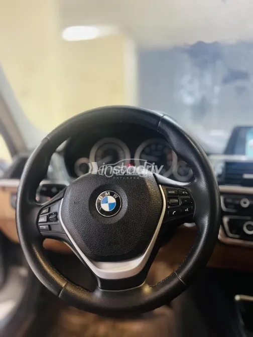 بي ام دبليو 320 2013 فضي مستعملة للبيع - 10