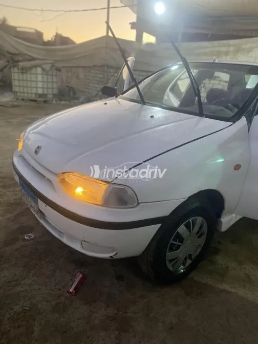 فيات سينا 2002 أبيض مستعملة للبيع - 4