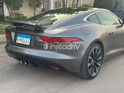 جاكوار ف تيب 2017 رمادي مستعملة للبيع - 8