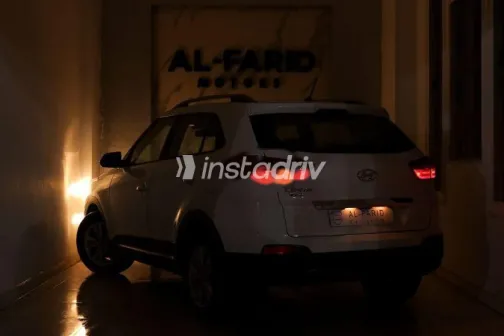 Hyundai Creta 2017 White Used for Sale - 2