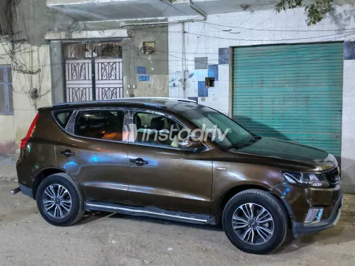 جيلي X7 2019 أبيض مستعملة للبيع - 4