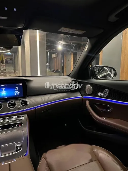 مرسيدس 200 2021 أسود مستعملة للبيع - 1