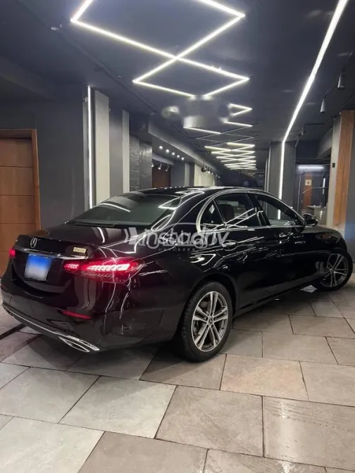 مرسيدس 200 2021 أسود مستعملة للبيع - 4