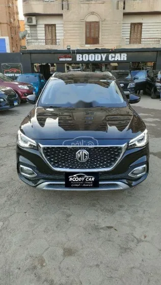 ام جى اتش اس 2022 أسود مستعملة للبيع