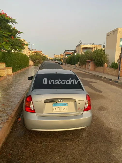 Hyundai Accent 2008 White Used for Sale - 1