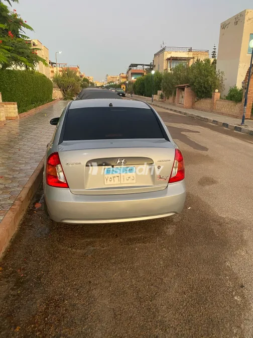 Hyundai Accent 2008 White Used for Sale - 5