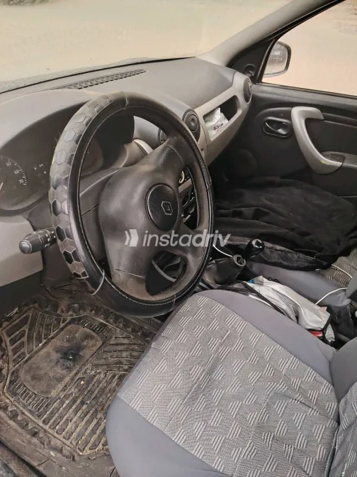 رينو لوجان 2010 أبيض مستعملة للبيع - 7