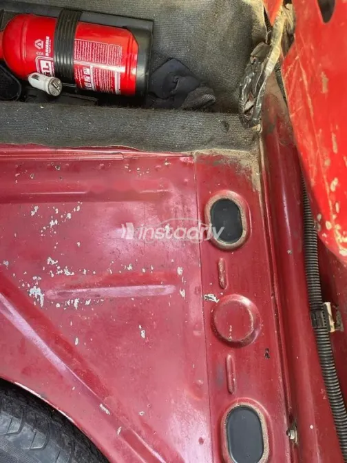 فيات شاهين 2002 أحمر غامق مستعملة للبيع - 3