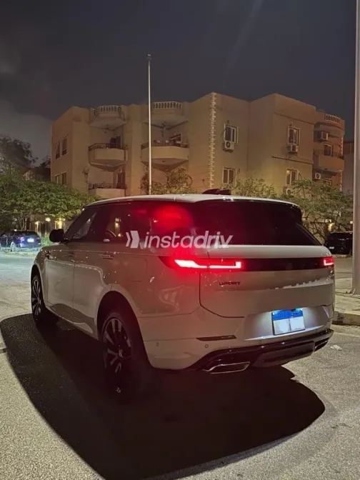 Land Rover Range Rover Sport 2023 Gray Used for Sale - 3