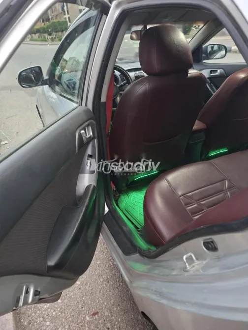 Kia Cerato 2010 Silver Used for Sale - 5