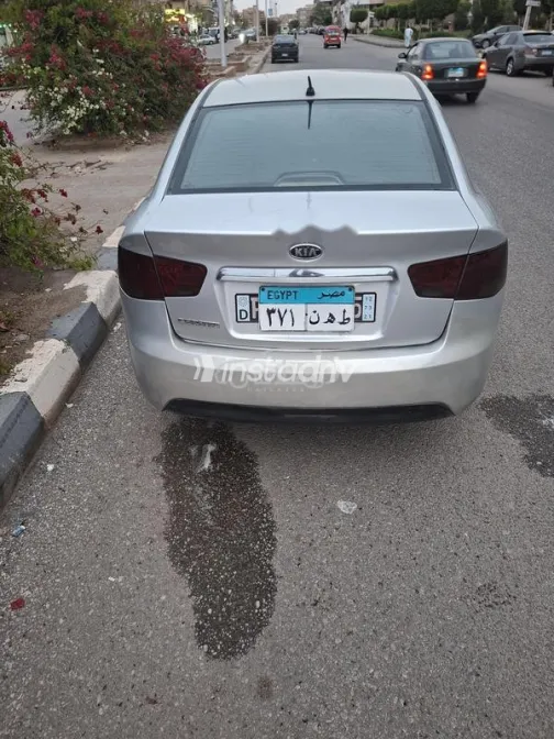 Kia Cerato 2010 Silver Used for Sale - 6