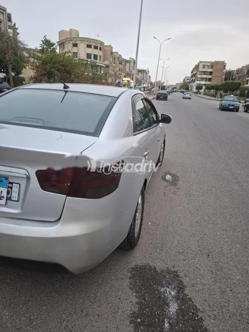 Kia Cerato 2010 Silver Used for Sale - 8