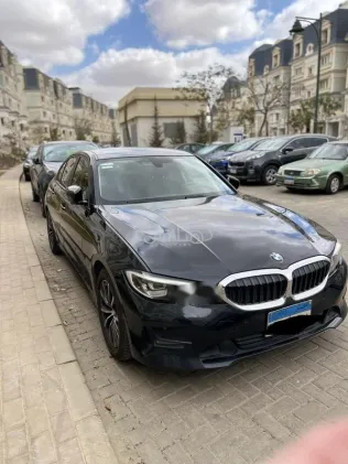 بي ام دبليو 320 2020 أبيض مستعملة للبيع