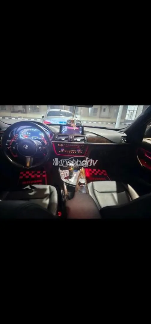 بي ام دبليو 320 2015 أحمر غامق مستعملة للبيع - 7