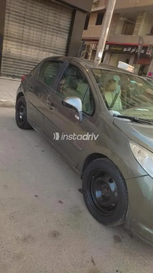 Renault 16 2016 Silver Used for Sale - 10