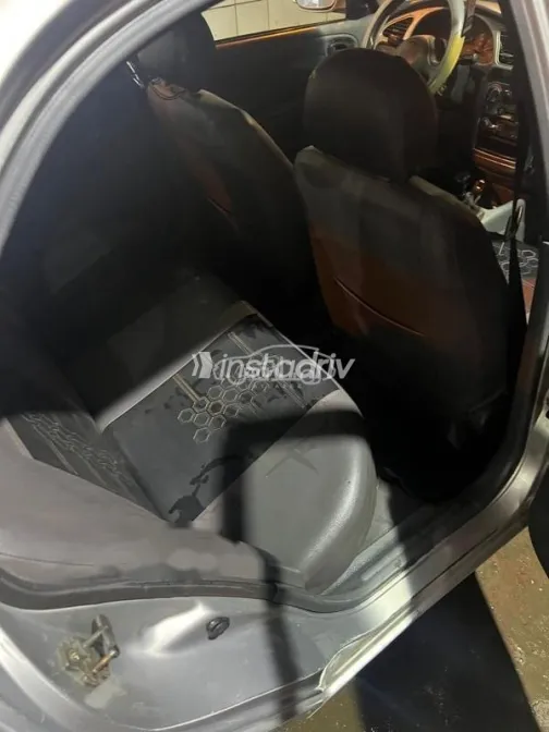 شيفروليه لانوس 2011 فضي مستعملة للبيع - 4